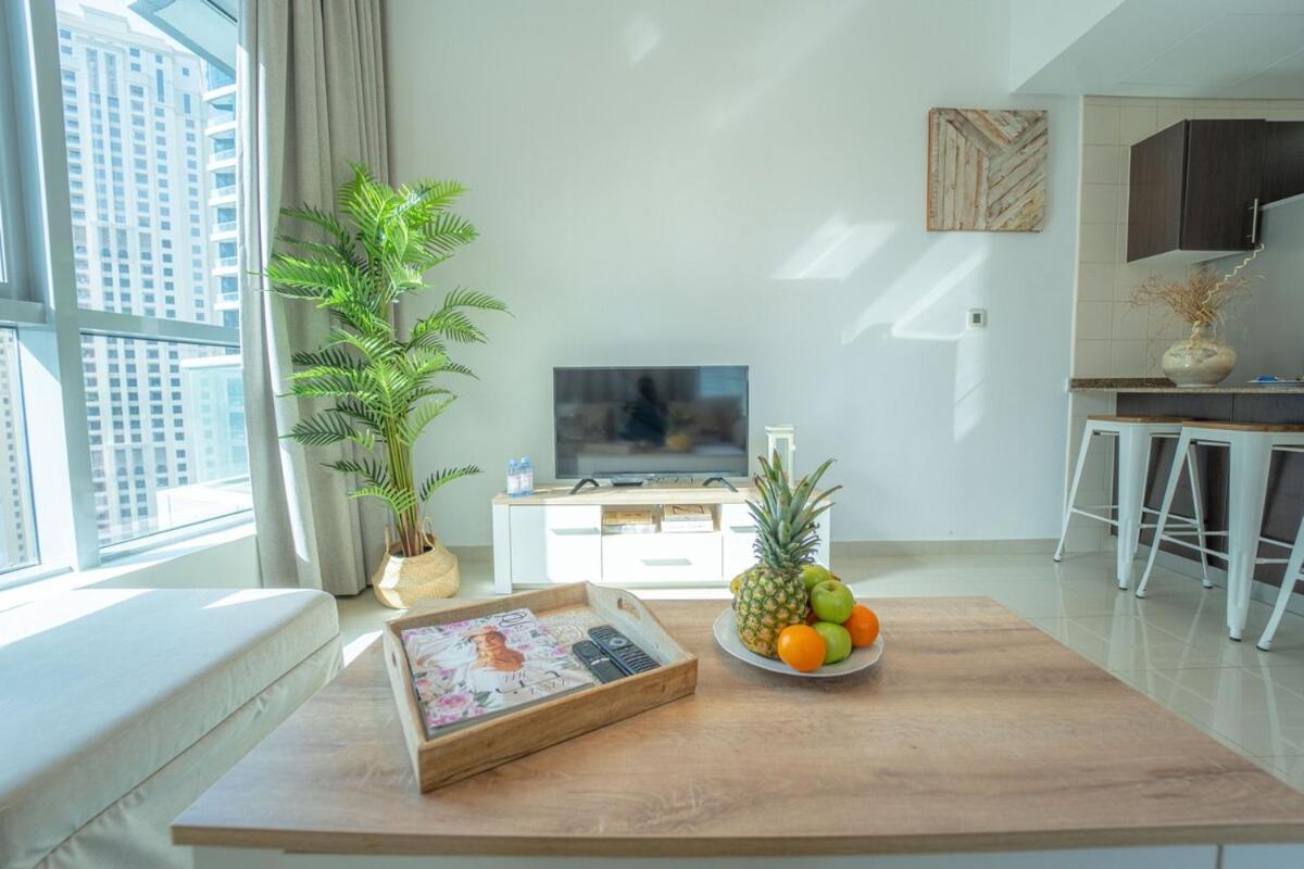 Aws Holiday Homes - Prime Apartment Near The Beach ドバイ エクステリア 写真