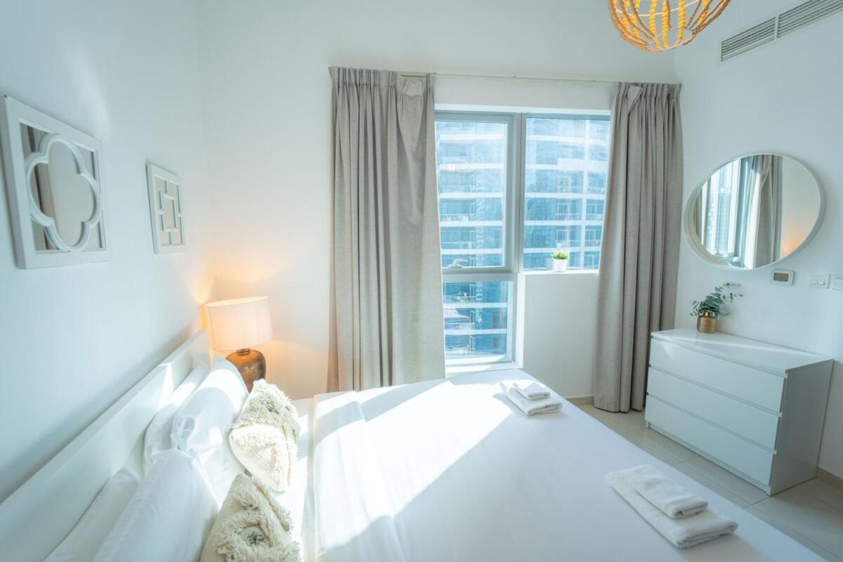Aws Holiday Homes - Prime Apartment Near The Beach ドバイ エクステリア 写真