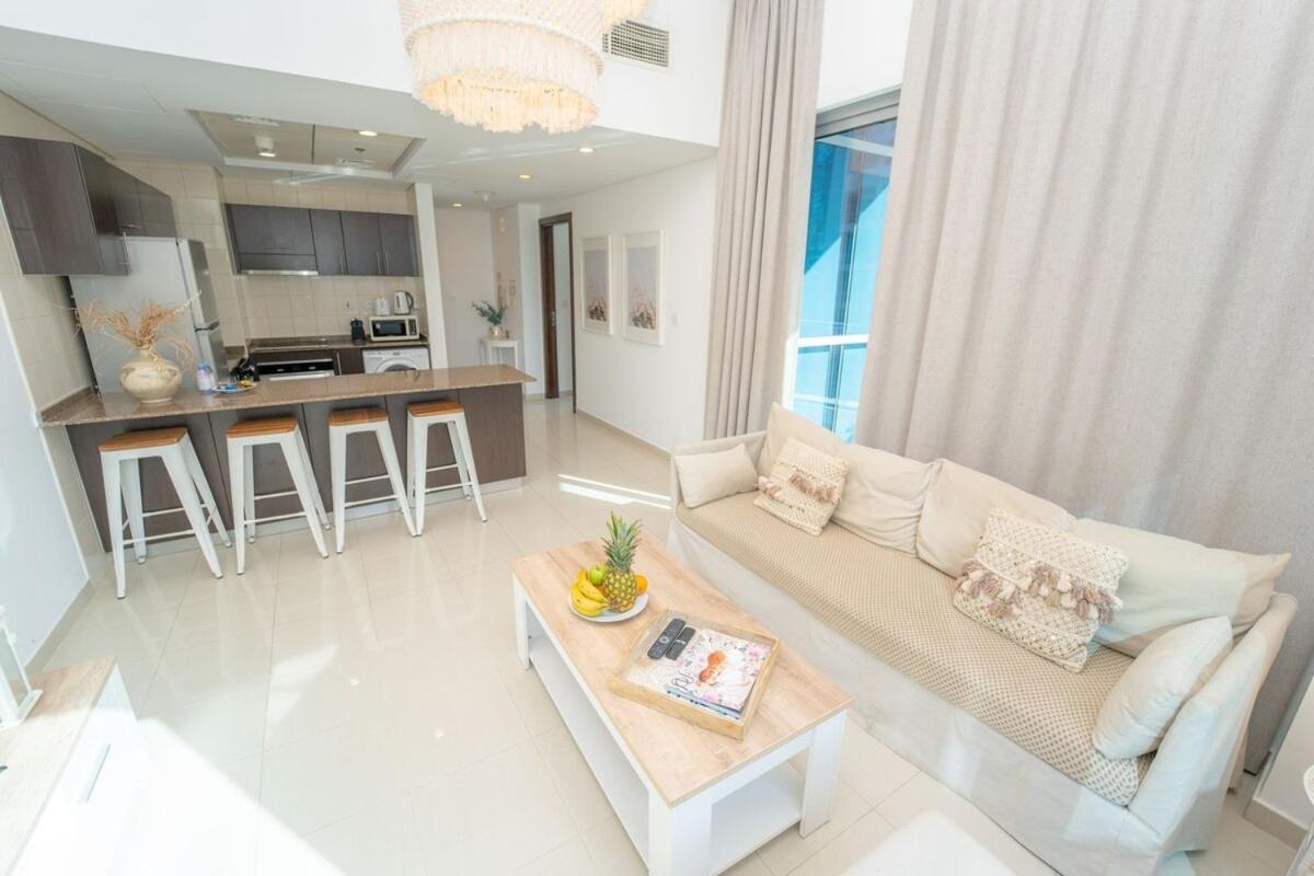 Aws Holiday Homes - Prime Apartment Near The Beach ドバイ エクステリア 写真